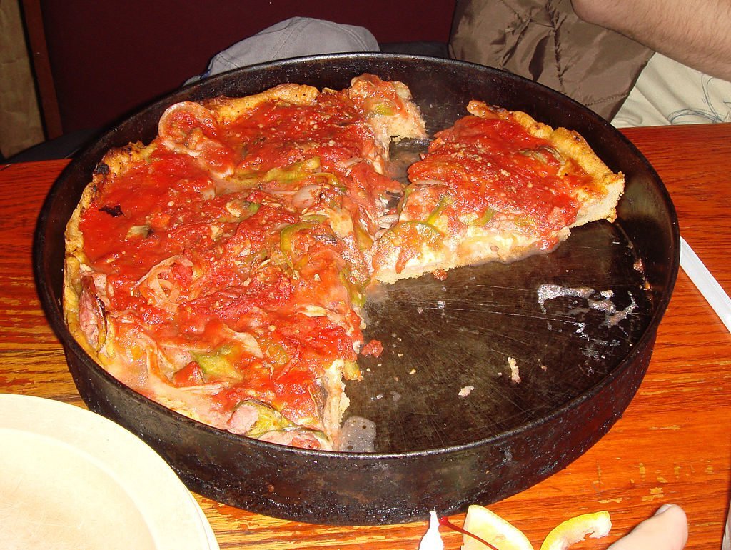 famous deep dish pizza chicago