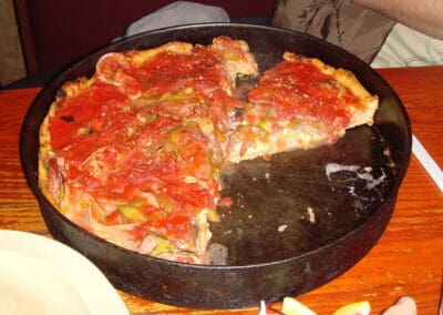6 Famous Chicago Pizza Places You Need to Visit