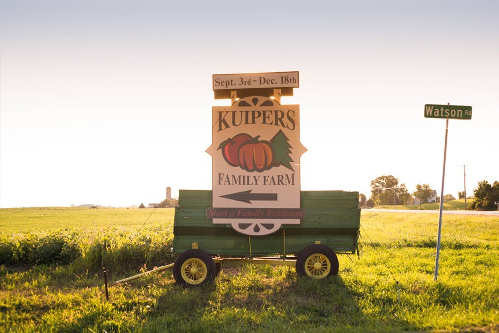 Pick apples at Kuipers Family Farm